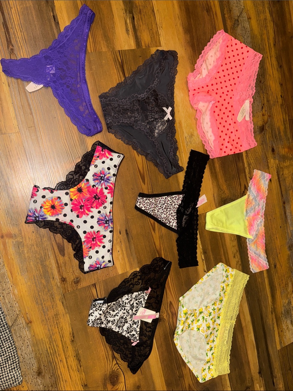 Women’s' Assorted Lace Trim Bikini Bottoms - Multicolor Pack